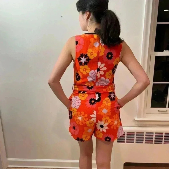 Victoria Beckham x Target 70s print romper XS sleeveless tie waist pocket shorts - Picture 3 of 9